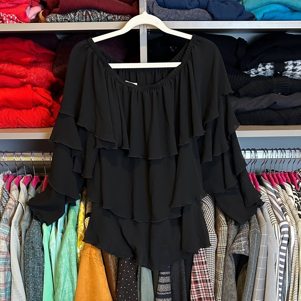 Show Me Your Mumu black tiered ruffle long sleeve elastic neckline top size XS